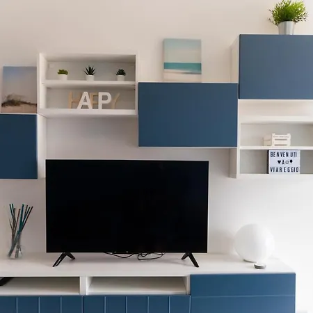 Апартаменты Ad Un Passo Dal Molo Con 2 Biciclette Incluse Виареджо