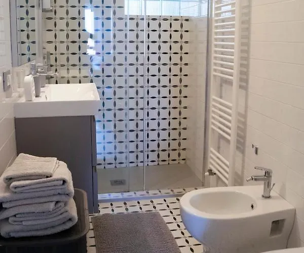 Ad Un Passo Dal Molo Con 2 Biciclette Incluse Apartment