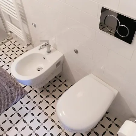 Ad Un Passo Dal Molo Con 2 Biciclette Incluse Βιαρέτζιο